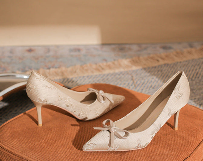 Plissiertes Oberteil mit ausgestellten Ärmeln und Maxirock-Set mit Taillengürtel – Rosiny 