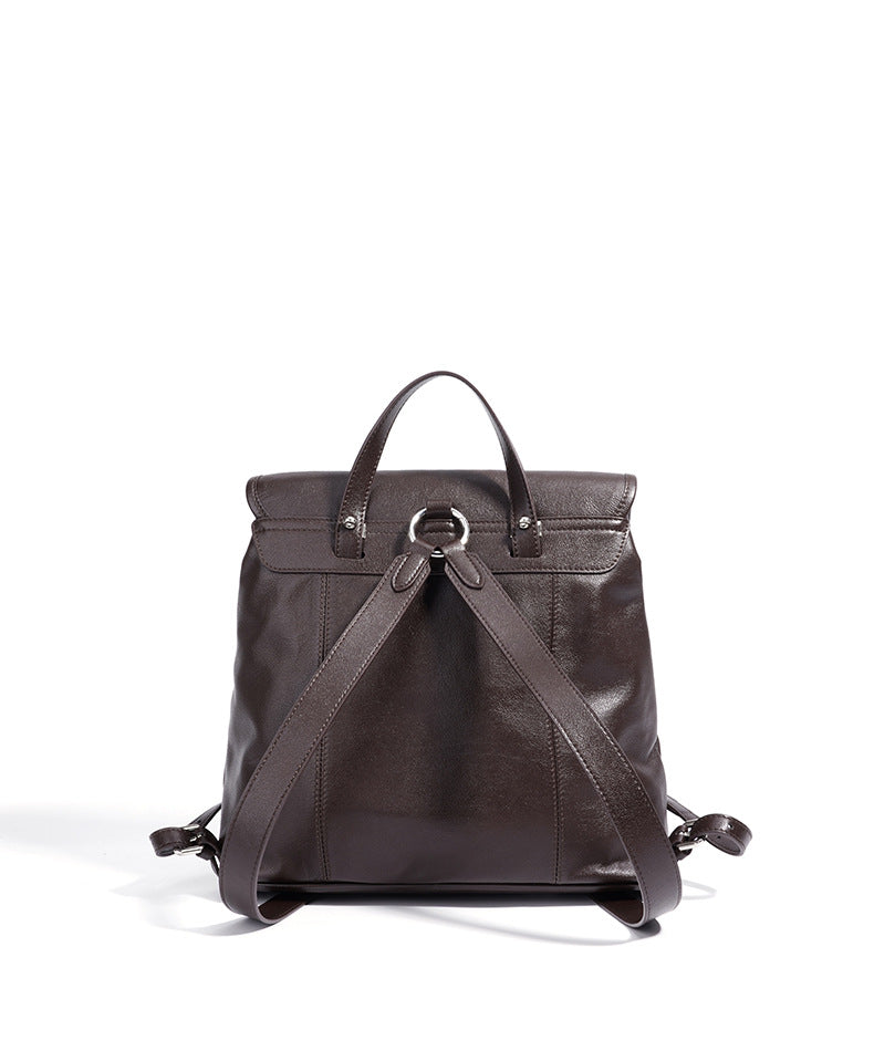 classic leather backpack with flap closure – ARDENAV