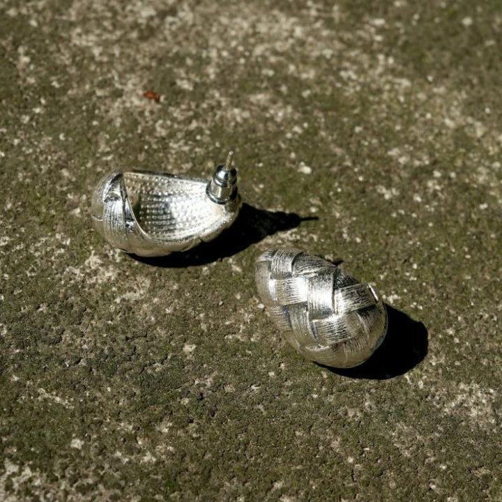 teardrop stud earrings with woven texture - AUREANZU
