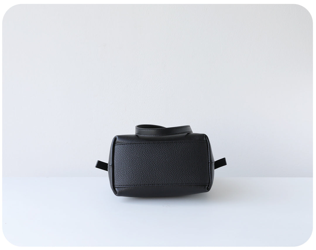 mini leather crossbody bag with metal frame clasp – YOUSF