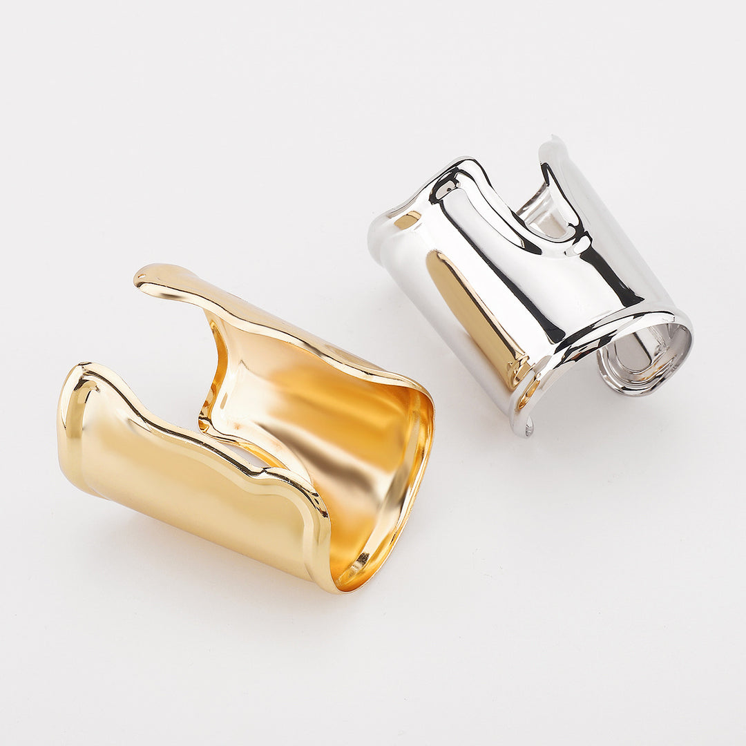 driekwart mouw overslagjurk met pailletten revers en bloemenapplicatie – ALINA 