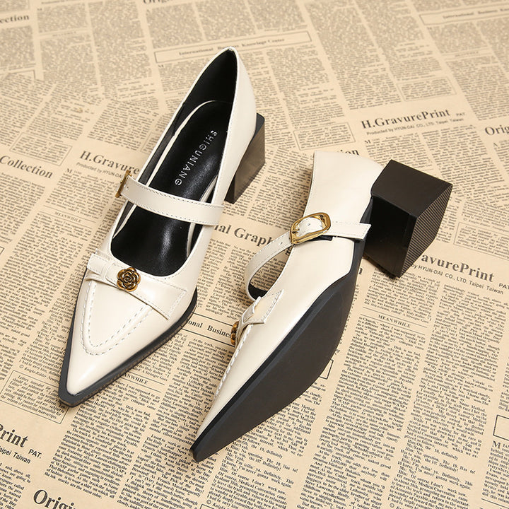 pointed block heel pumps with floral buckle strap – AURELIAVU