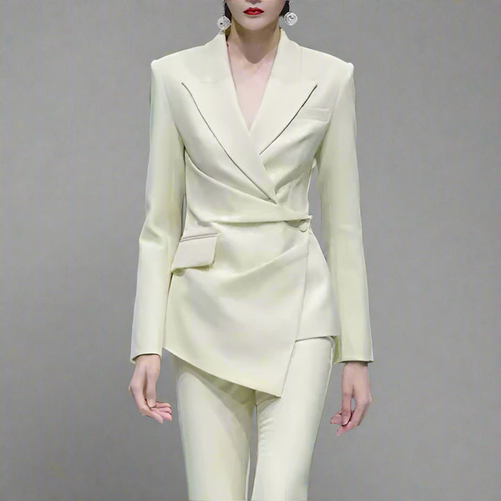 Asymmetrical belted blazer - Elinuty