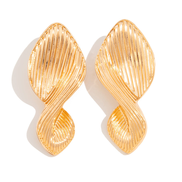 أقراط متدلية على شكل أوراق نباتية مع لمسة عضوية - أزينا