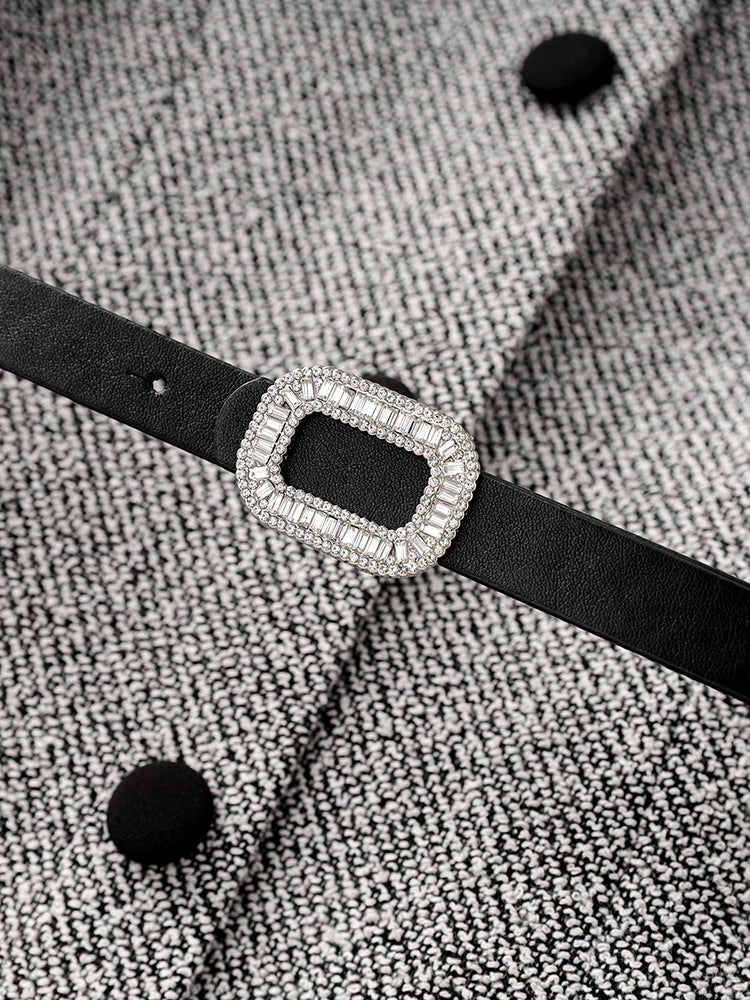 robe cache-cœur à manches trois-quarts avec revers à sequins et appliqué floral – ALINA 