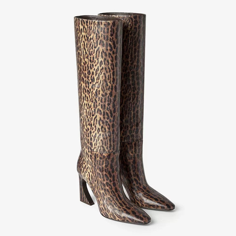 حذاء جلدي كاراميلي يصل إلى الركبة بكعب منحني – سيينا