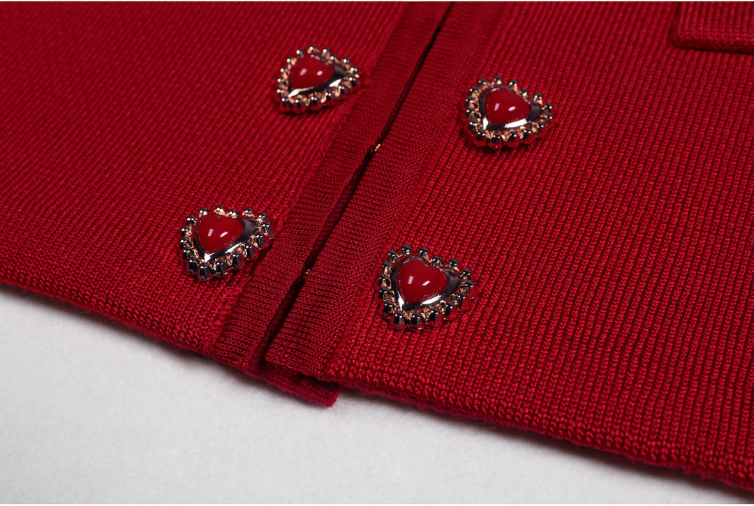 طقم محبوك من قطعتين مع أزرار على شكل قلب – أميليف