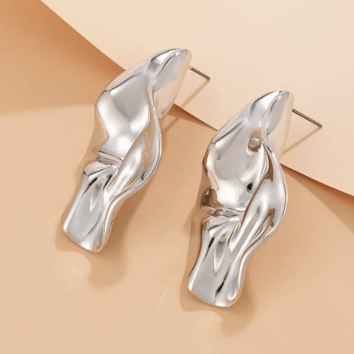 Boucles d'oreilles créoles à double couche texturée avec détail gravé – Akoma 