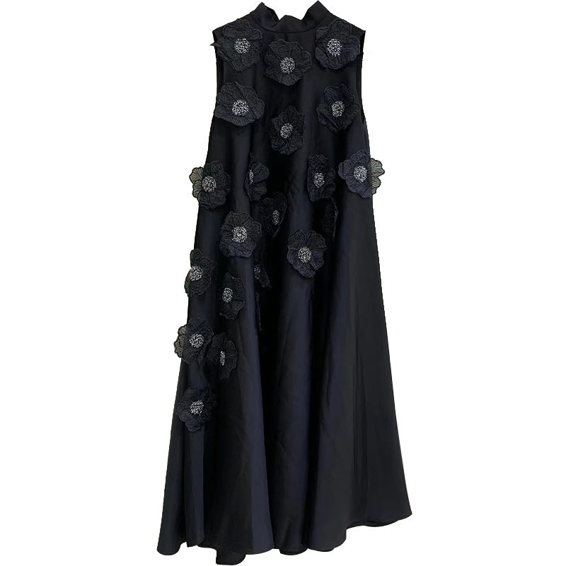 sleeveless A-line maxi dress with 3D floral appliqués – BLOSSOM