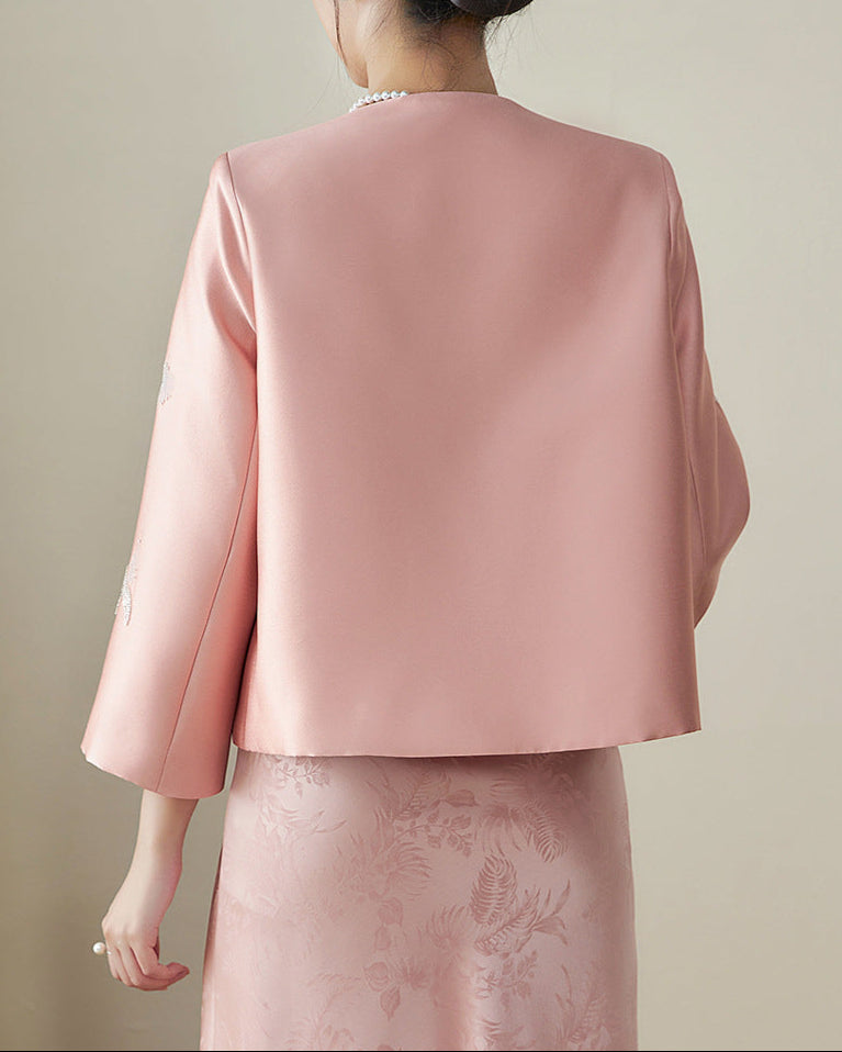 جاكيت مطرز بأكمام واسعة – إليوراب