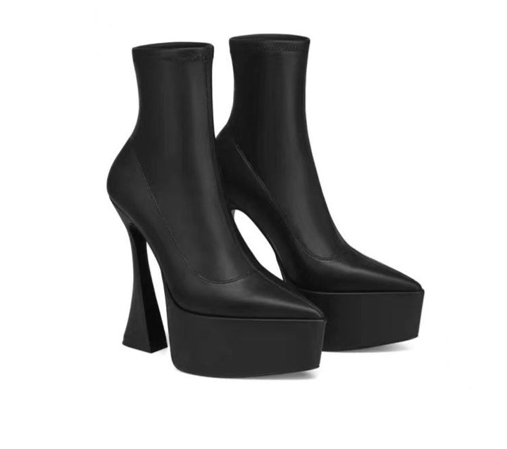 platform pointed-toe ankle boots with sculpted flared heel - Effitia