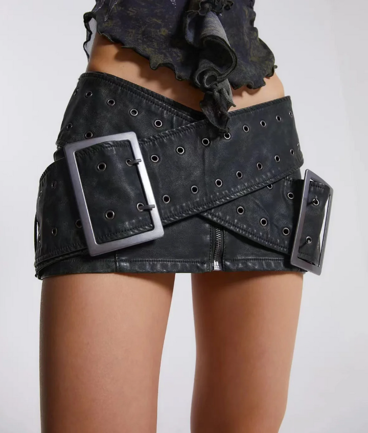 leather mini skirt with oversized buckle detail - Firwxdt
