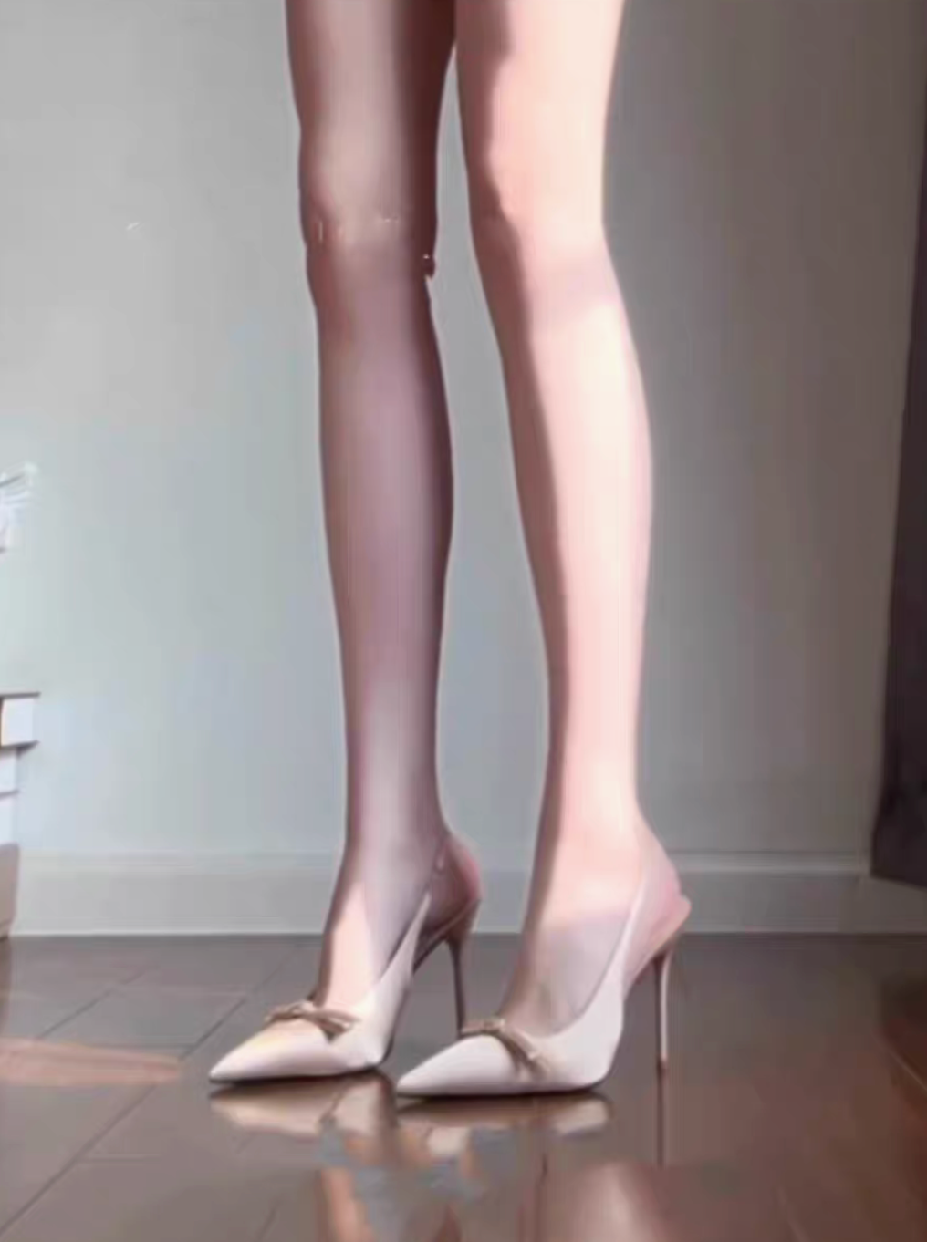 ODD-High-Heeled Pointed Shoe with Side Bow and Shiny Effect