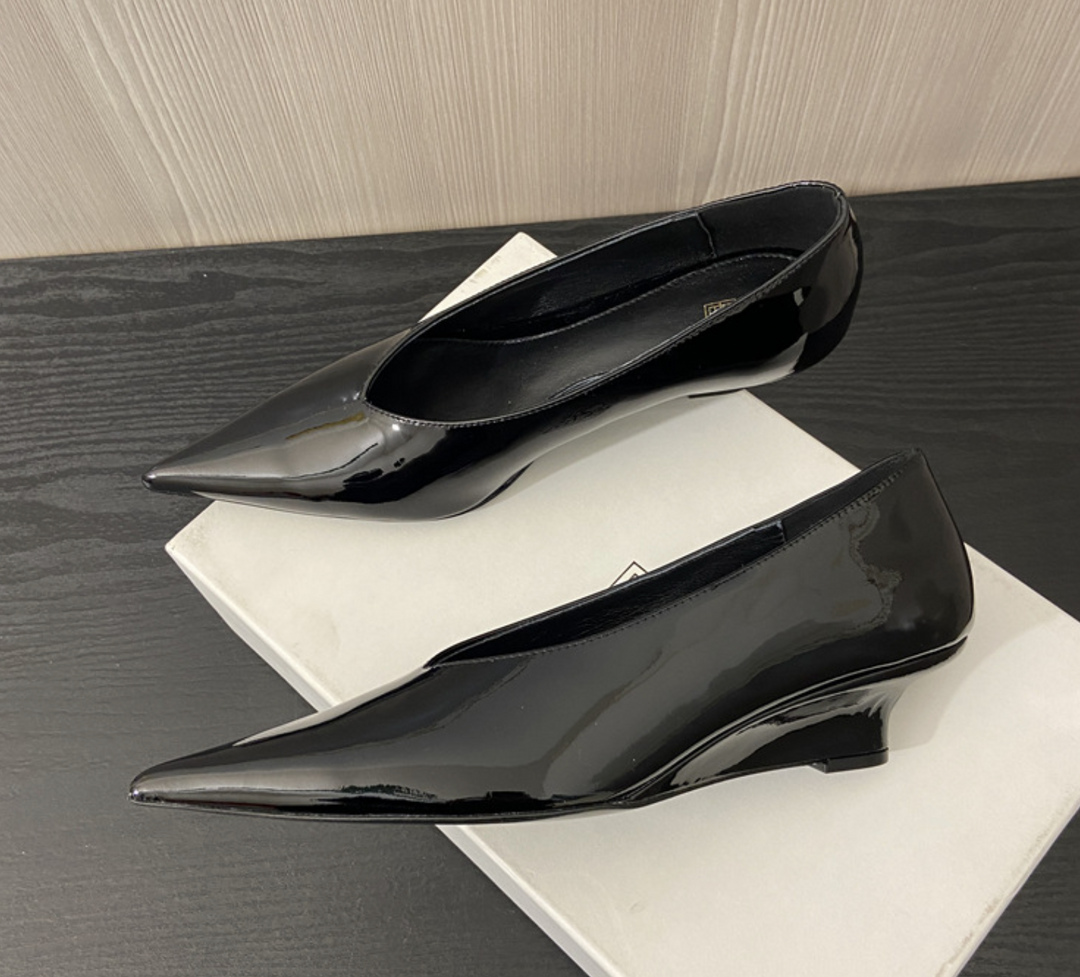 pointed patent slingback heels - LQNA