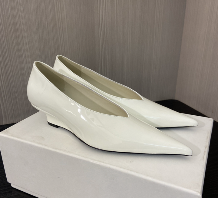pointed patent slingback heels - LQNA