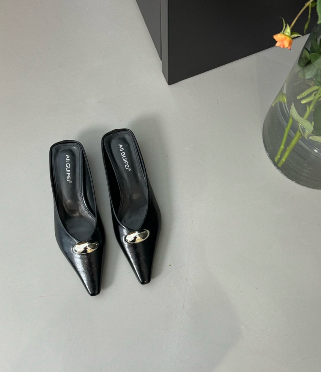 Plissiertes Oberteil mit ausgestellten Ärmeln und Maxirock-Set mit Taillengürtel – Rosiny 