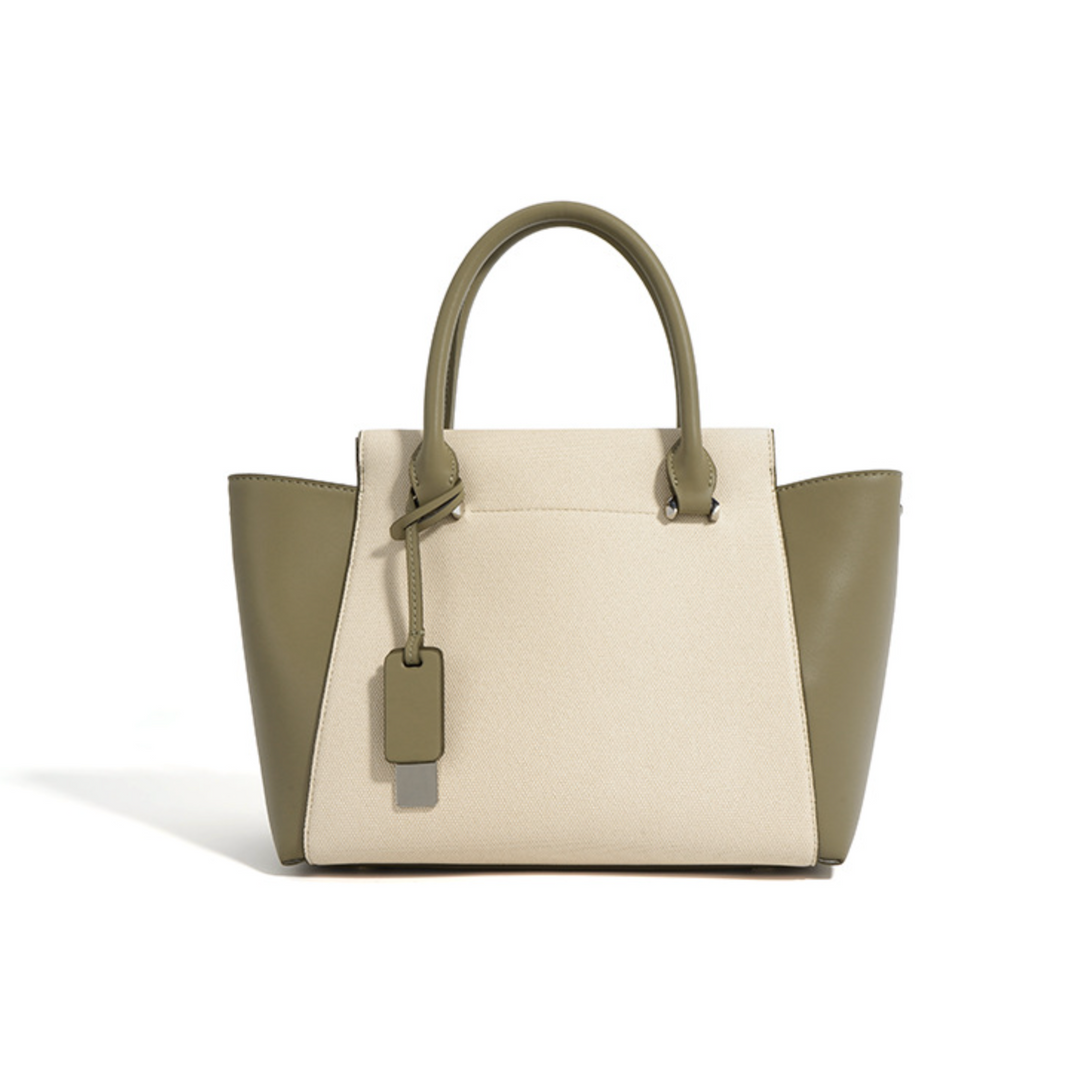 Ärmelloses ausgestelltes Midikleid mit Kettengürtel - CELIAV 