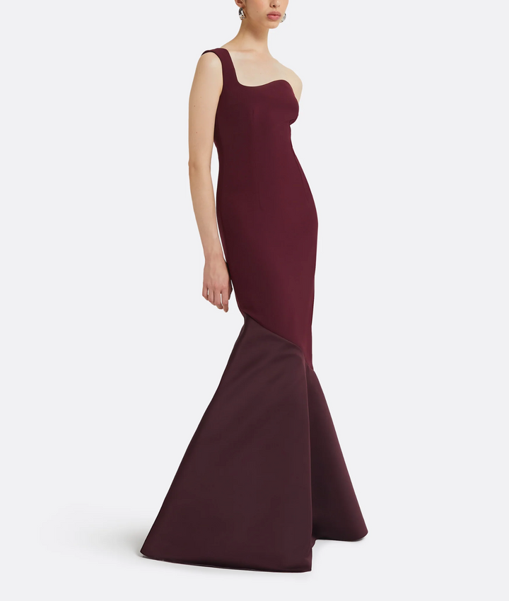 فستان حورية البحر بكتف واحد – ميرلوت