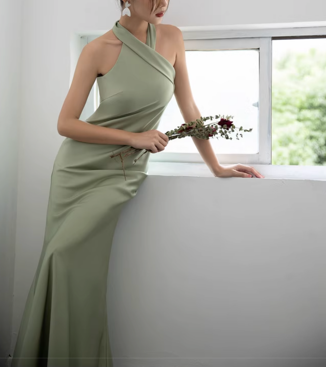 Plissiertes Oberteil mit ausgestellten Ärmeln und Maxirock-Set mit Taillengürtel – Rosiny 