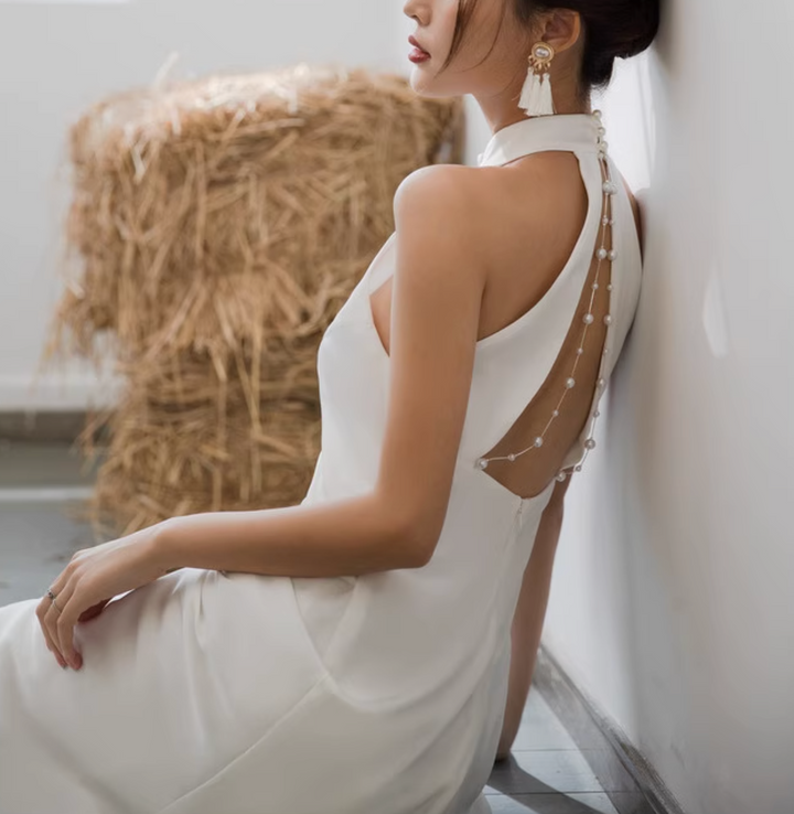 halter neck column gown with high neckline – DIRYAN