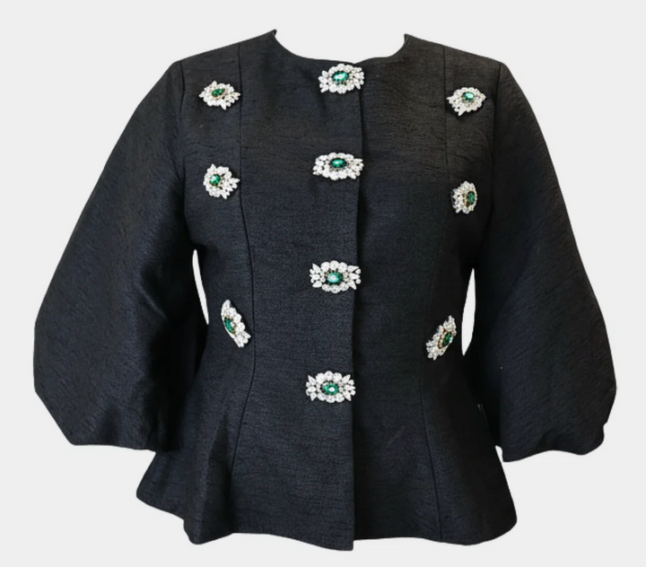 بلوزة بأكمام منفوخة مزينة بزخارف زهرية مرصعة بالجواهر – أورورا