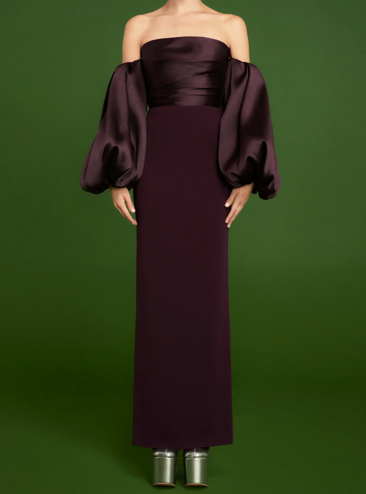 off-shoulder satin-bodice gown with voluminous sleeves – AUBERGINE