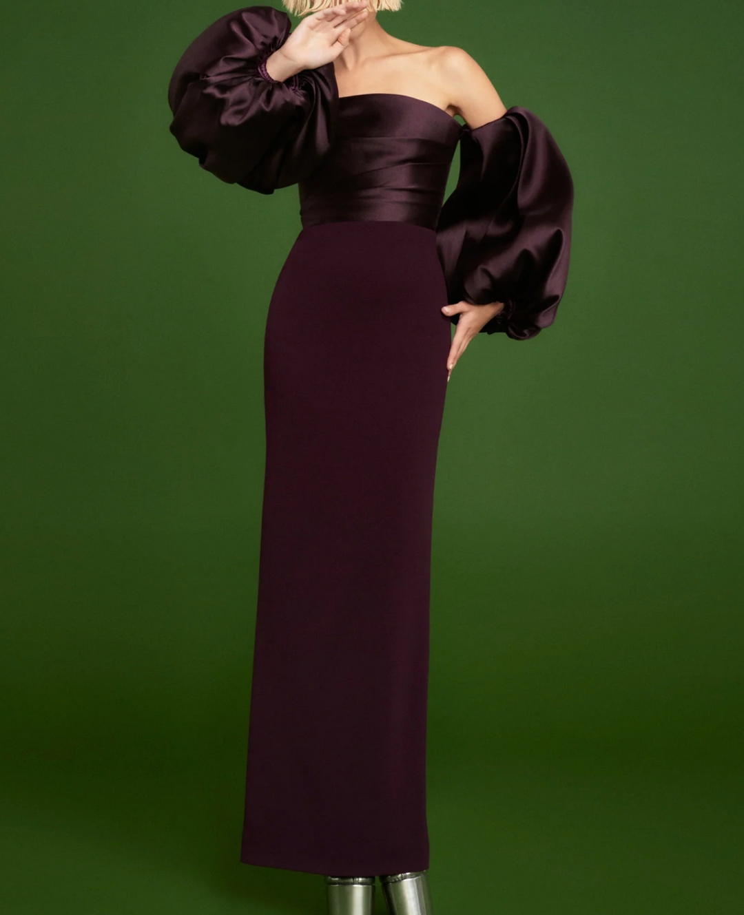 off-shoulder satin-bodice gown with voluminous sleeves – AUBERGINE