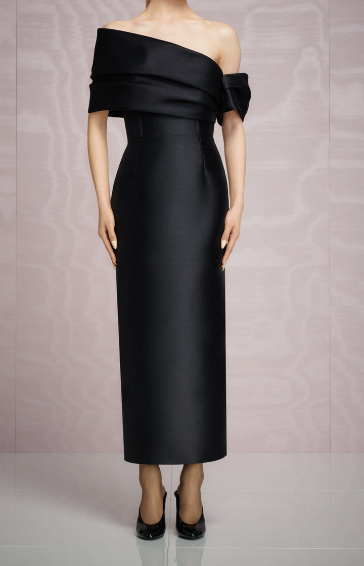 draped off-shoulder satin midi gown – NOIRD