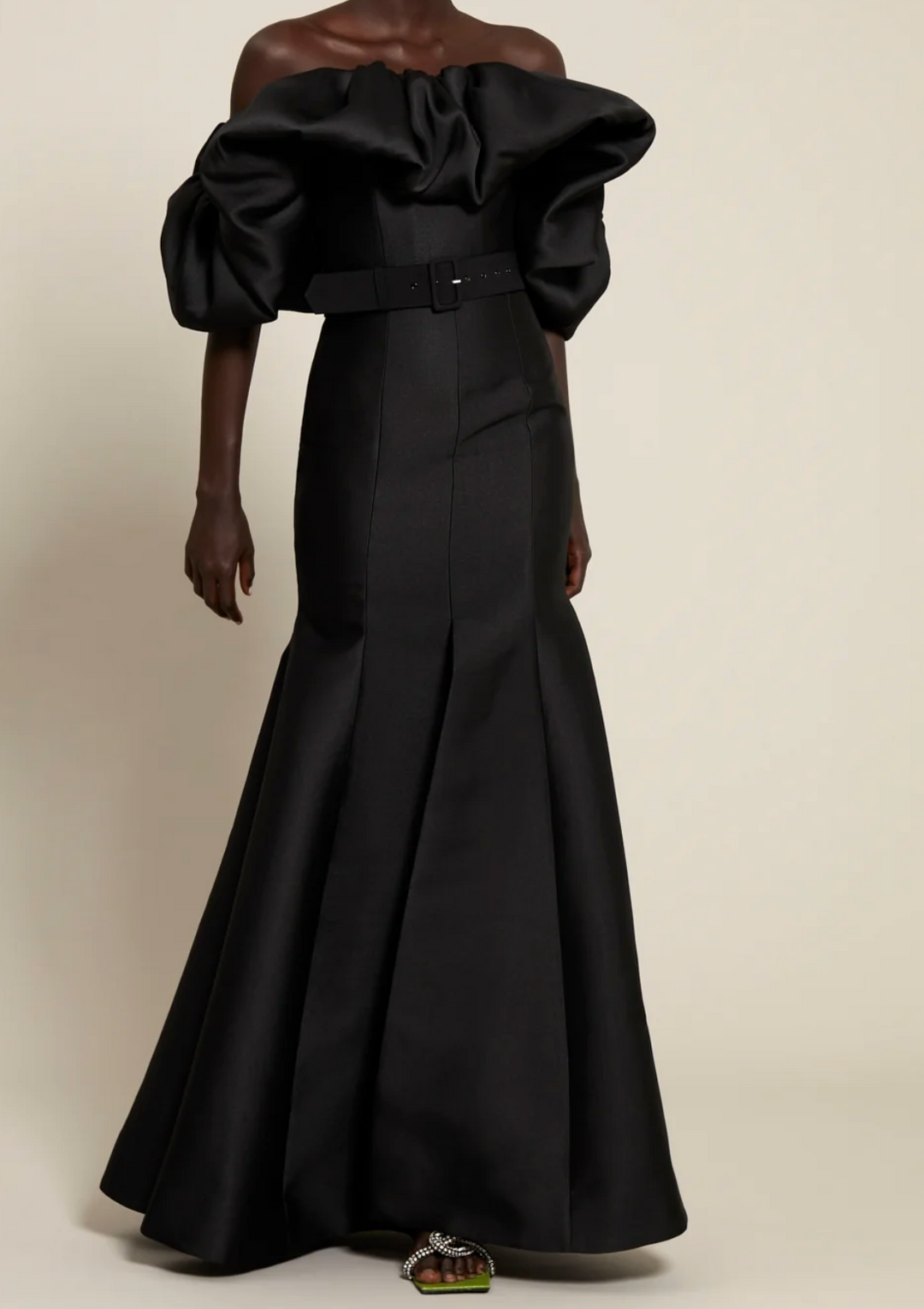 off-shoulder mermaid gown with sculpted ruffle bodice – NOIR