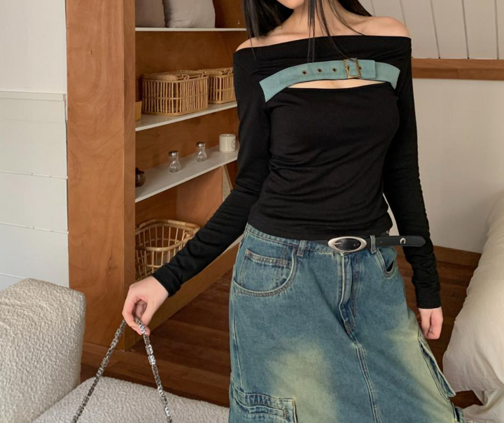 بلوزة بأكمام طويلة مكشوفة الكتفين مع حزام بإبزيم - سابر