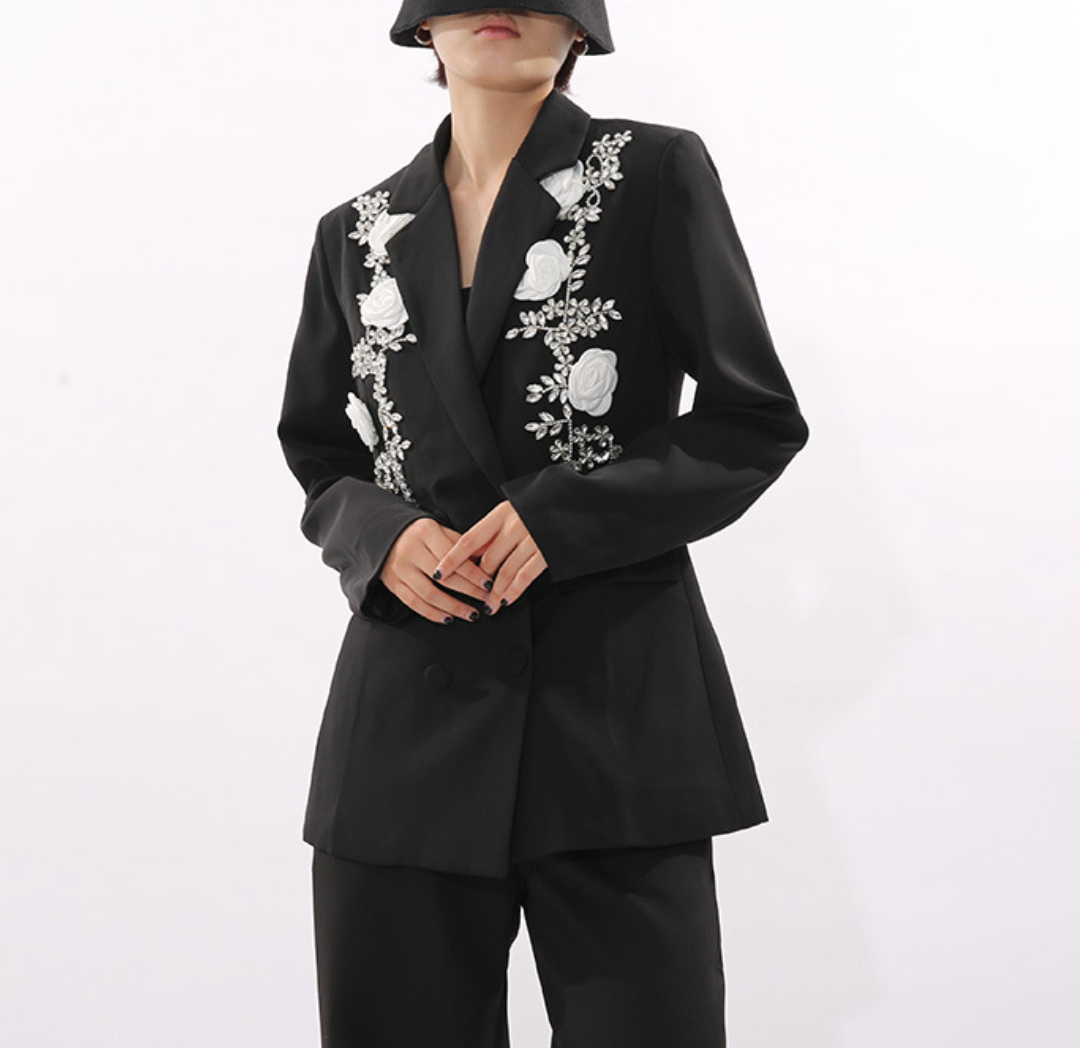 double-breasted blazer with white floral embroidery – ROSELYN