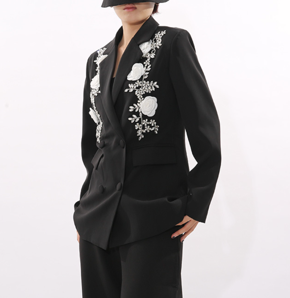 double-breasted blazer with white floral embroidery – ROSELYN