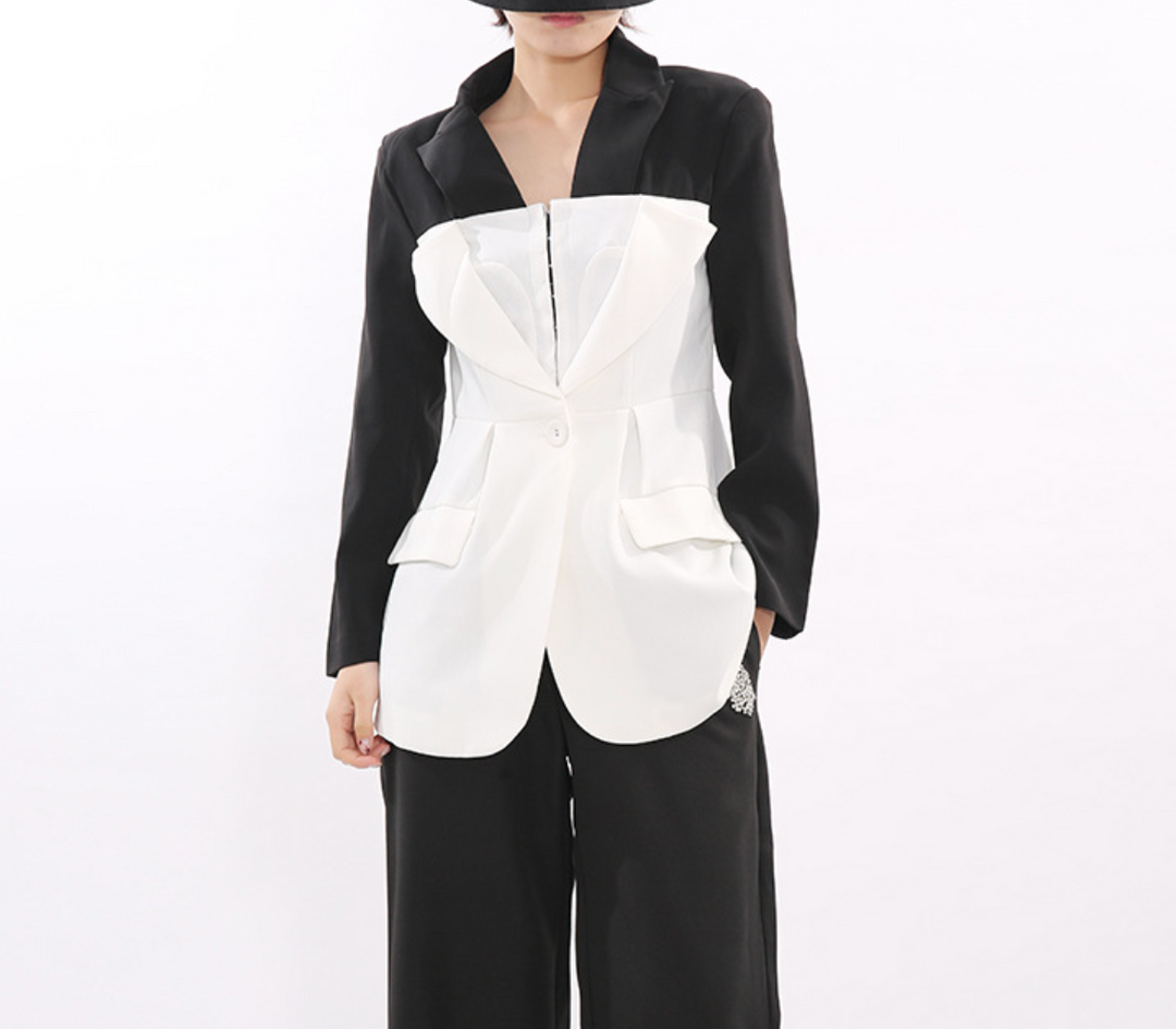 Two-Tone Sculpted Blazer with Corset Bodice – BLANC