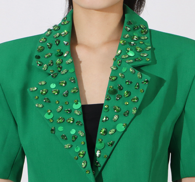 tailored blazer and wide-leg pants set with floral pockets – STATEMENT
