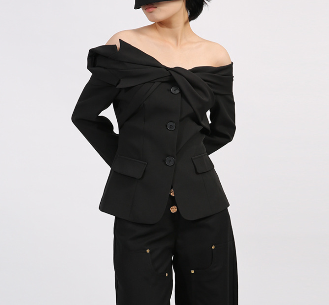 off-shoulder tailored blazer with twisted neckline – TWIST