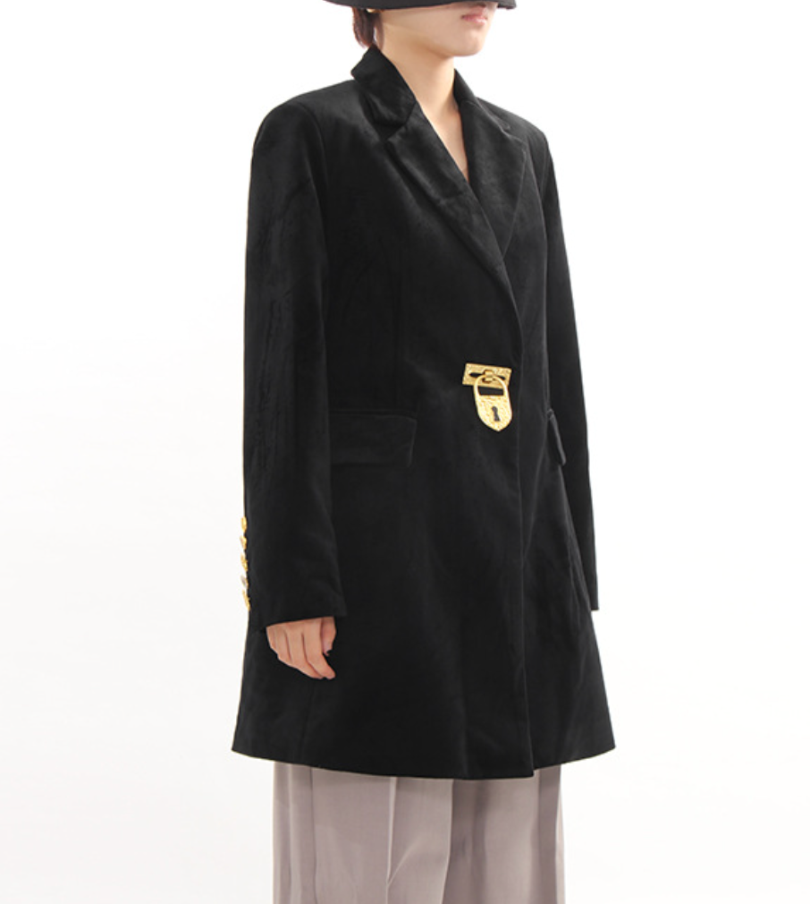 tailored longline blazer with gold clasp detail – LOCK