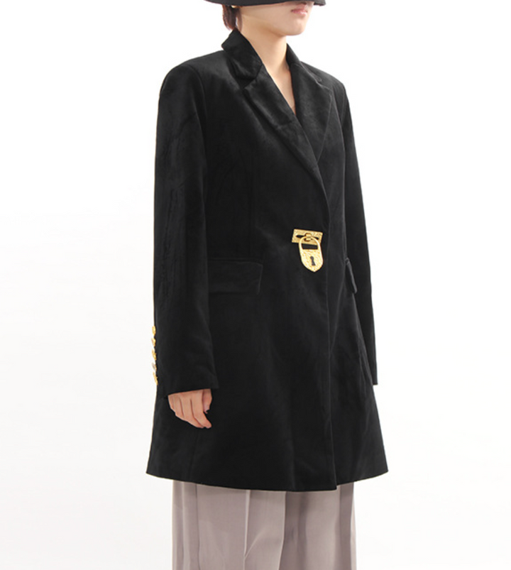 tailored longline blazer with gold clasp detail – LOCK