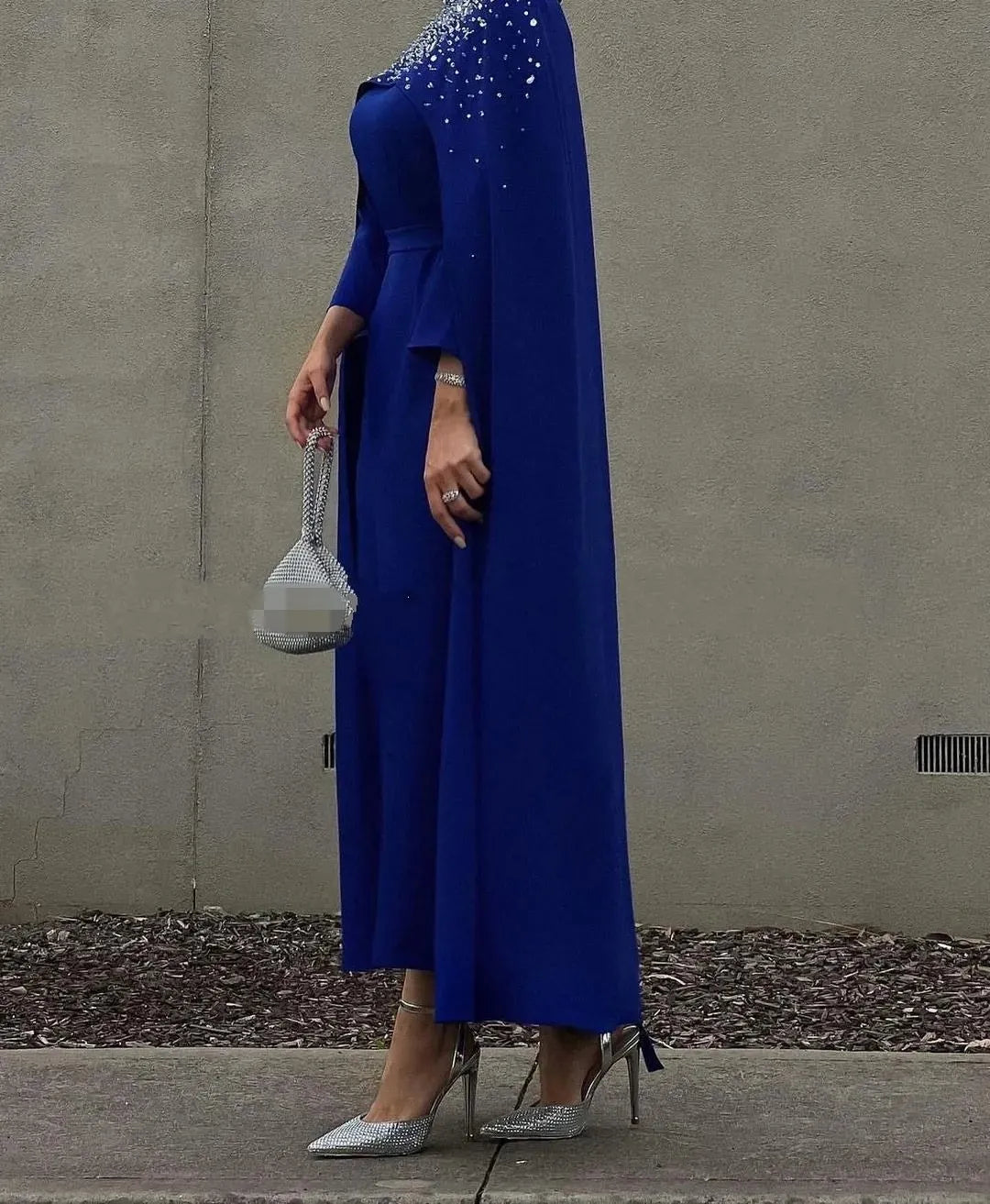 crystal-embellished cape gown – Zurielle