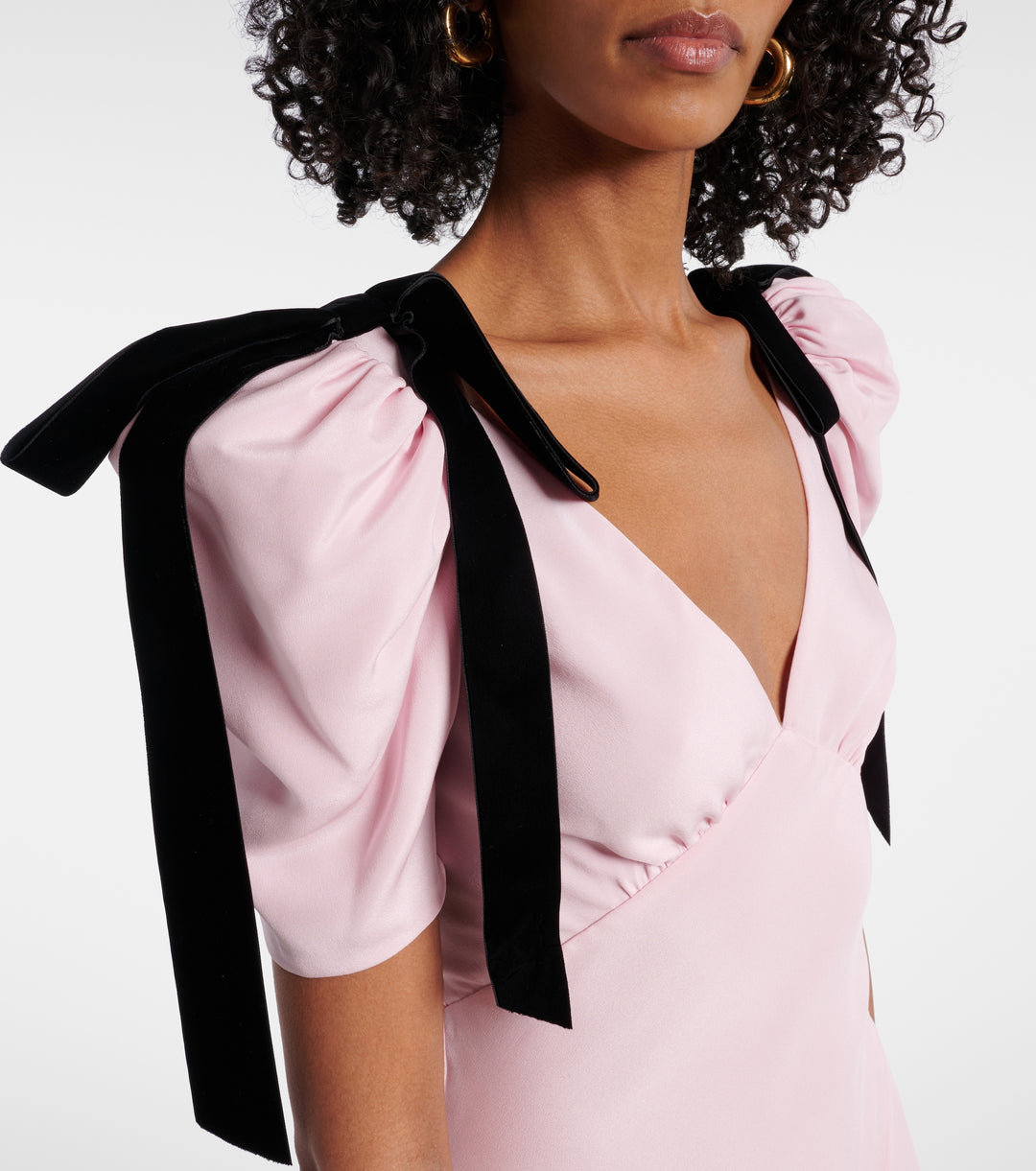 puff-sleeve gown with bow-tie shoulders – JILEEN