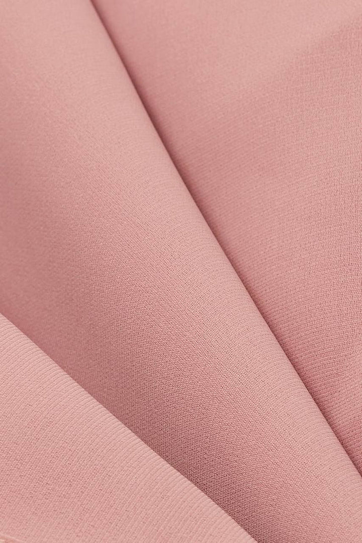 فستان غير متماثل مكشوف الكتفين منحوت – أولينا