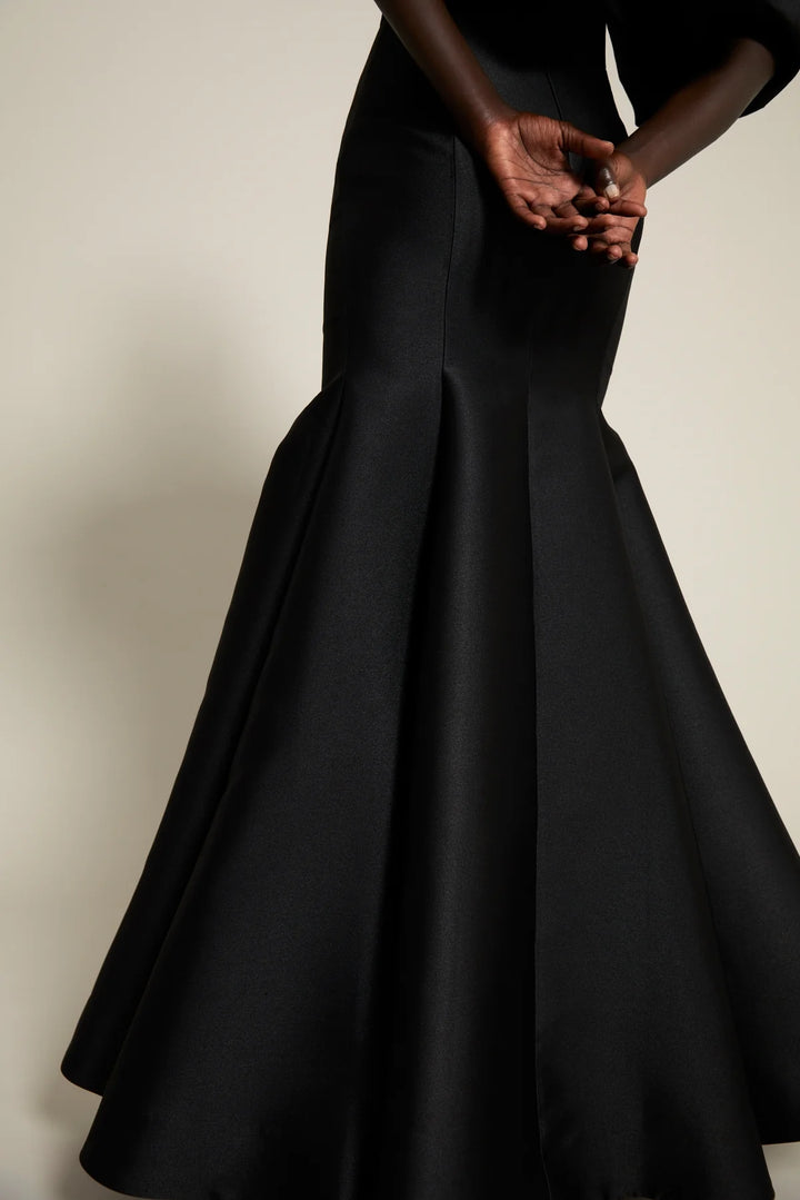 off-shoulder mermaid gown with sculpted ruffle bodice – NOIR