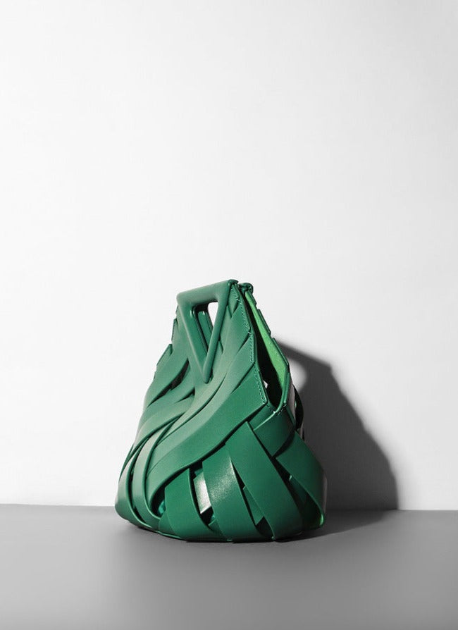 woven leather triangle-handle crossbody bag - Ahrana