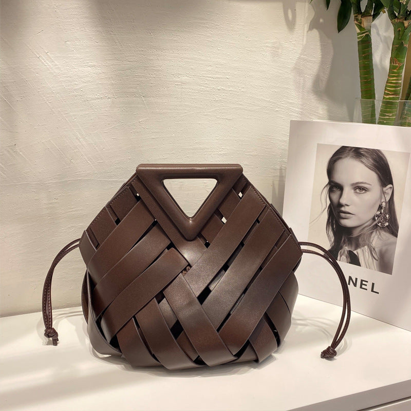 woven leather triangle-handle crossbody bag - Ahrana