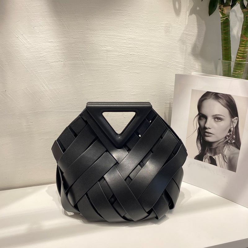 woven leather triangle-handle crossbody bag - Ahrana